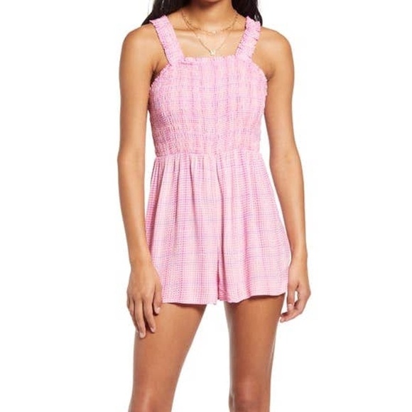 BP Romper Playsuit 100% Rayon Polka-dot Shirred Smocked Ruffles Fluttery NWOT - Picture 3 of 16